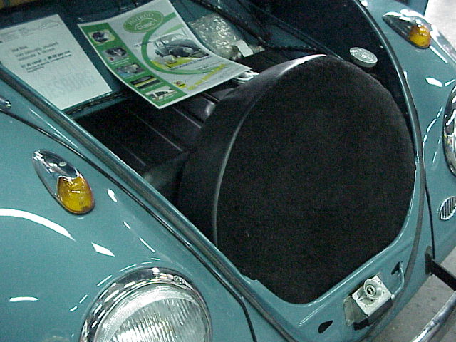 Volkswagen Kever Bekleding & interieur Reservewielhoes - Hot Rod Webshop Volkswagen Kever Bekleding & interieur Reservewielhoes - Hot Rod Webshop